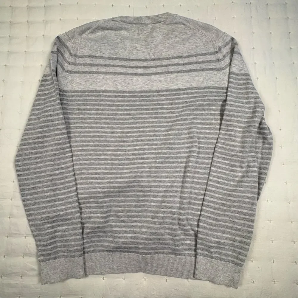 Banana Republic Stripped Pullover Sweater Men's L Gray Classic Neutral Knit